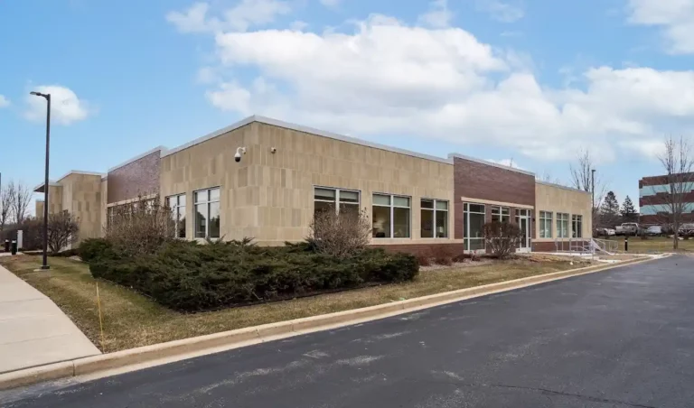 Newport Academy Teen Mental Health &#038; Addiction Treatment &#8211; Waukesha